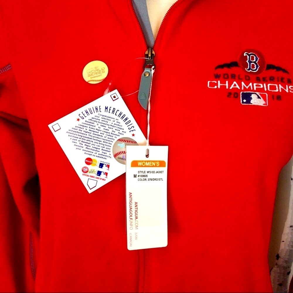 Genuine 2018 World Series BostonChampionship Red Fleece size medium - Picture 2 of 9